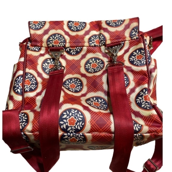 Petunia Pickle Bottom Square Floral Boxy Backpack - Picture 12 of 14